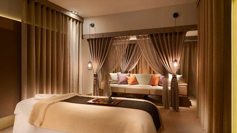 <b>Grand Hyatt Taipei Spa</b>. Images powered by <a href="https://iceportal.shijigroup.com/" title="IcePortal" target="_blank">IcePortal</a>.