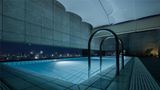 <b>Grand Hyatt Tokyo Pool</b>. Images powered by <a href="https://iceportal.shijigroup.com/" title="IcePortal" target="_blank">IcePortal</a>.