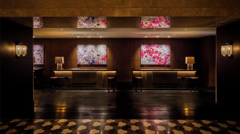 <b>Hyatt Regency Tokyo Lobby</b>. Images powered by <a href="https://iceportal.shijigroup.com/" title="IcePortal" target="_blank">IcePortal</a>.