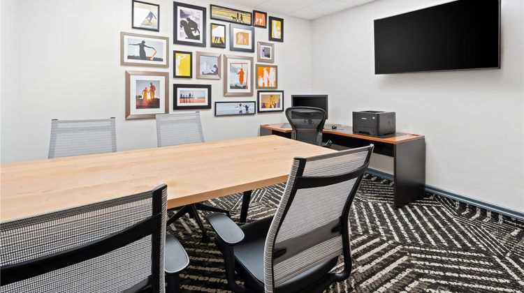 Hyatt House Boston/Burlington Lobby