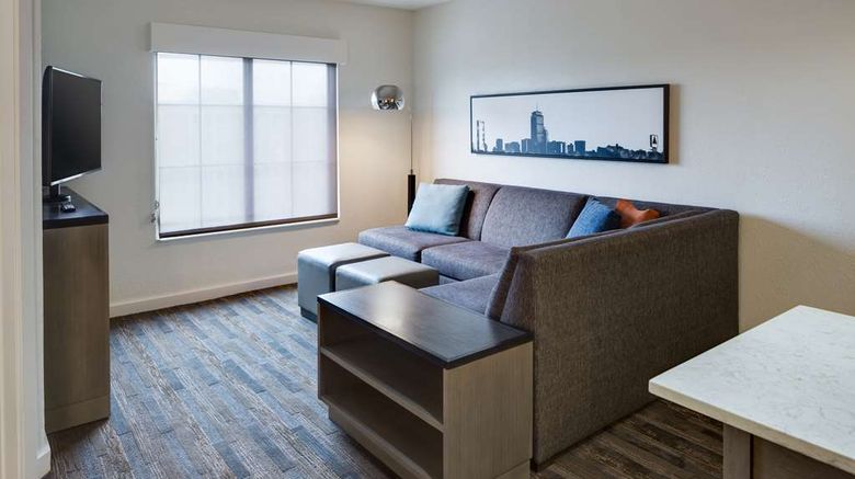 <b>Hyatt House Boston/Waltham Suite</b>. Images powered by <a href="https://iceportal.shijigroup.com/" title="IcePortal" target="_blank">IcePortal</a>.