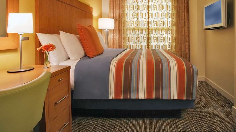 <b>Hyatt House Chicago/Naperville Room</b>. Images powered by <a href="https://iceportal.shijigroup.com/" title="IcePortal" target="_blank">IcePortal</a>.