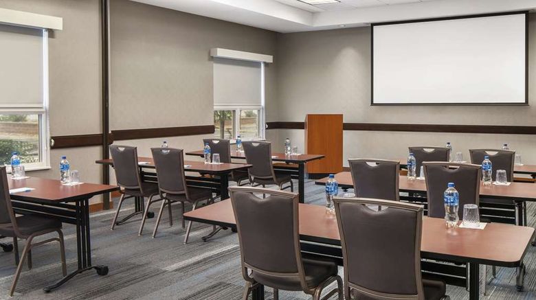 <b>Hyatt House Boulder/Broomfield Meeting</b>. Images powered by <a href="https://iceportal.shijigroup.com/" title="IcePortal" target="_blank">IcePortal</a>.