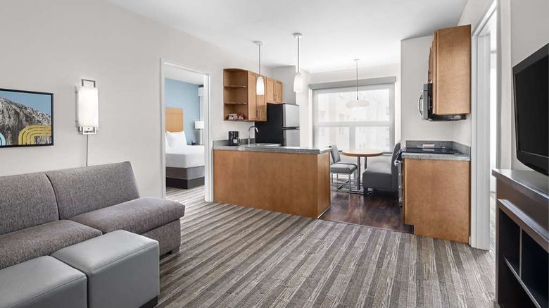 <b>Hyatt House Boulder/Broomfield Suite</b>. Images powered by <a href="https://iceportal.shijigroup.com/" title="IcePortal" target="_blank">IcePortal</a>.