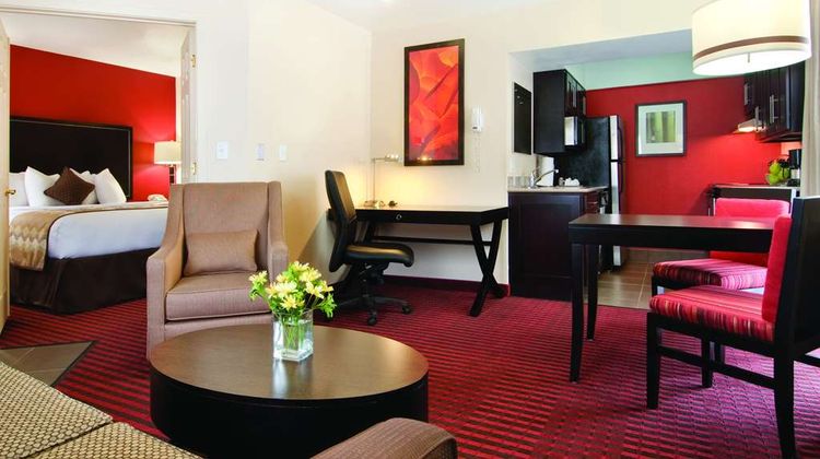 Hyatt House Dallas/Las Colinas Suite