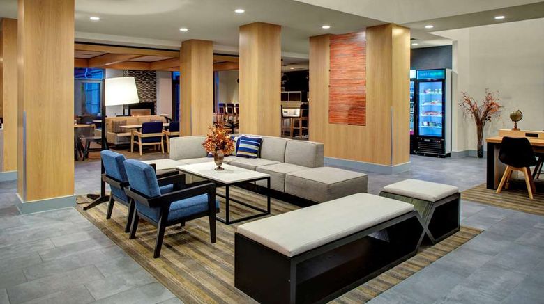 <b>Hyatt House Dallas/Lincoln Park Lobby</b>. Images powered by <a href="https://iceportal.shijigroup.com/" title="IcePortal" target="_blank">IcePortal</a>.