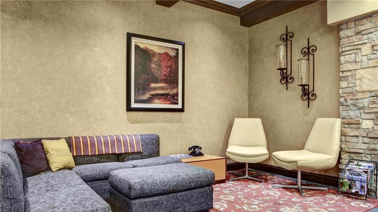 <b>Hyatt House Branchburg Lobby</b>. Images powered by <a href="https://iceportal.shijigroup.com/" title="IcePortal" target="_blank">IcePortal</a>.
