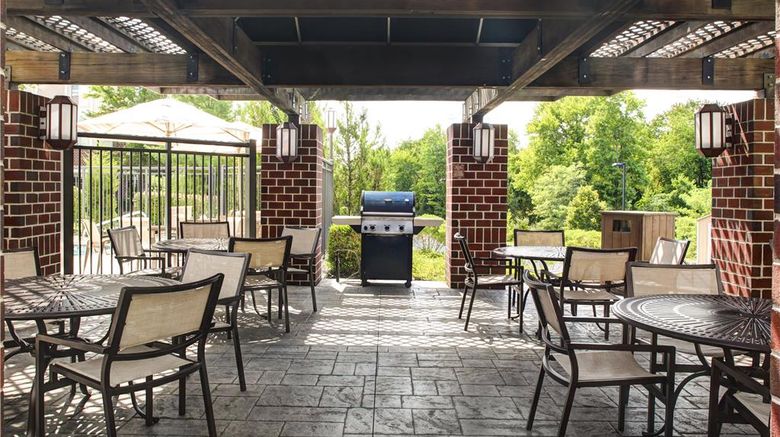 <b>Hyatt House Branchburg Exterior</b>. Images powered by <a href="https://iceportal.shijigroup.com/" title="IcePortal" target="_blank">IcePortal</a>.
