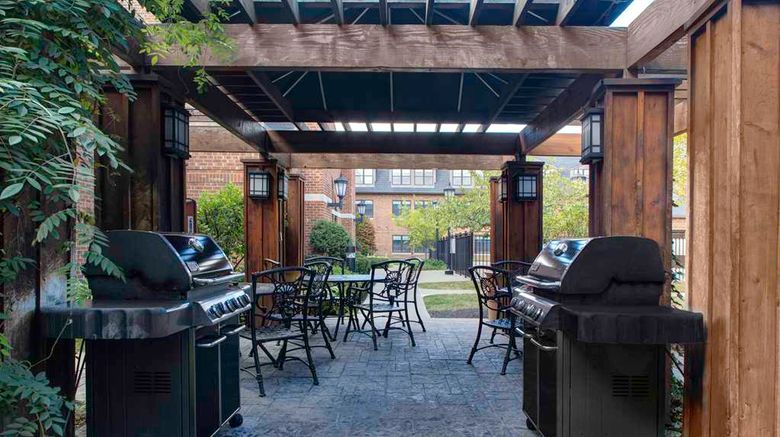 <b>HYATT House Parsippany East Exterior</b>. Images powered by <a href="https://iceportal.shijigroup.com/" title="IcePortal" target="_blank">IcePortal</a>.