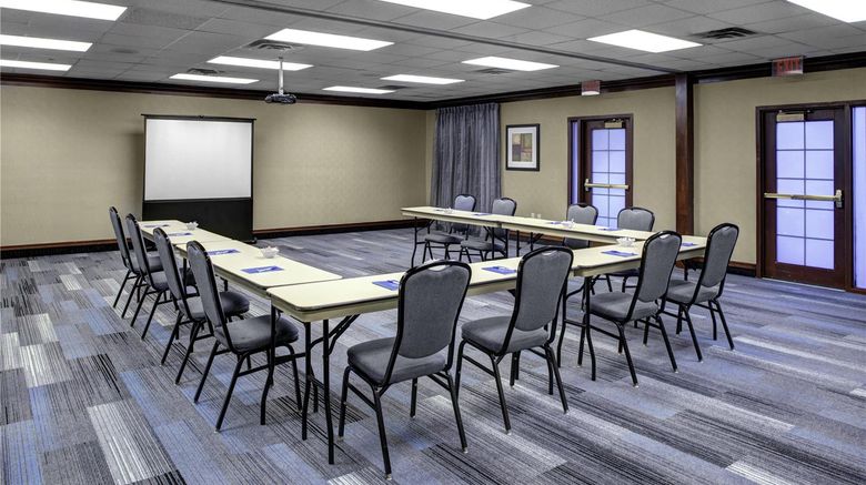 <b>Hyatt House Parsippany/Whippany Meeting</b>. Images powered by <a href="https://iceportal.shijigroup.com/" title="IcePortal" target="_blank">IcePortal</a>.