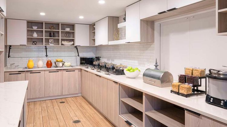 Hyatt House Herndon/Reston Restaurant
