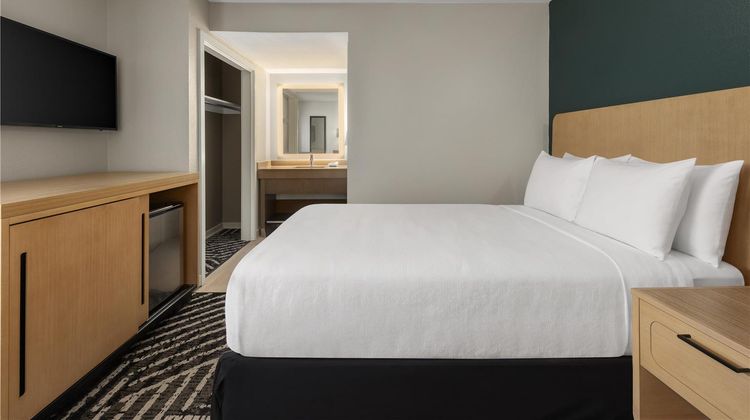 Hyatt House Morristown Suite