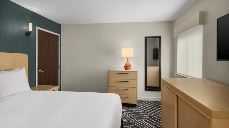 Hyatt House Morristown Suite
