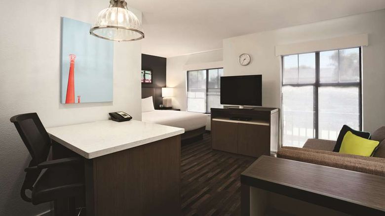 <b>Hyatt House Pleasant Hill Suite</b>. Images powered by <a href="https://iceportal.shijigroup.com/" title="IcePortal" target="_blank">IcePortal</a>.