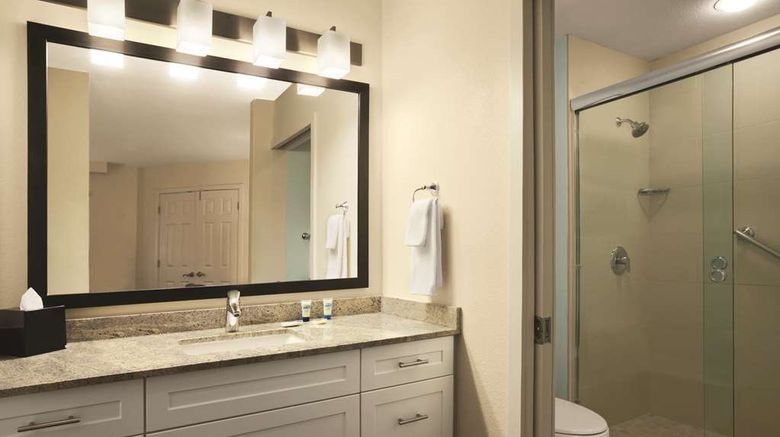 <b>Hyatt House Pleasanton Room</b>. Images powered by <a href="https://iceportal.shijigroup.com/" title="IcePortal" target="_blank">IcePortal</a>.