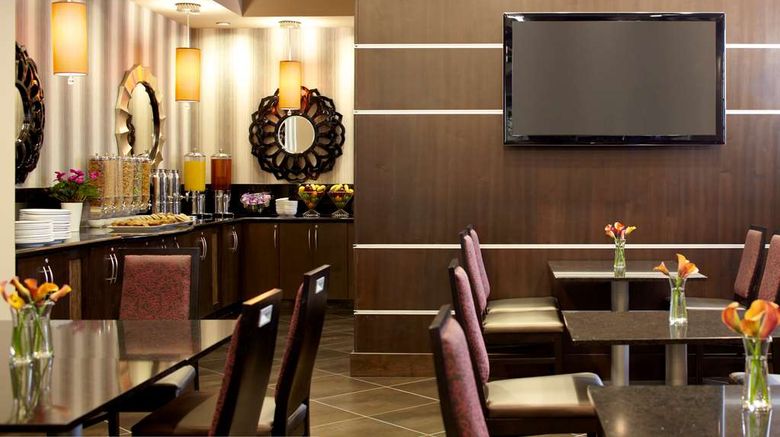 <b>Hyatt House King of Prussia Restaurant</b>. Images powered by <a href="https://iceportal.shijigroup.com/" title="IcePortal" target="_blank">IcePortal</a>.