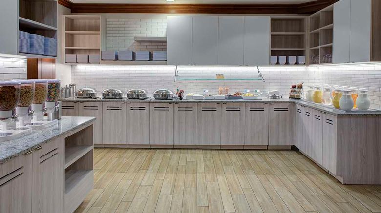 <b>Hyatt House Philadelphia/Plymouth Mtg Restaurant</b>. Images powered by <a href="https://iceportal.shijigroup.com/" title="IcePortal" target="_blank">IcePortal</a>.