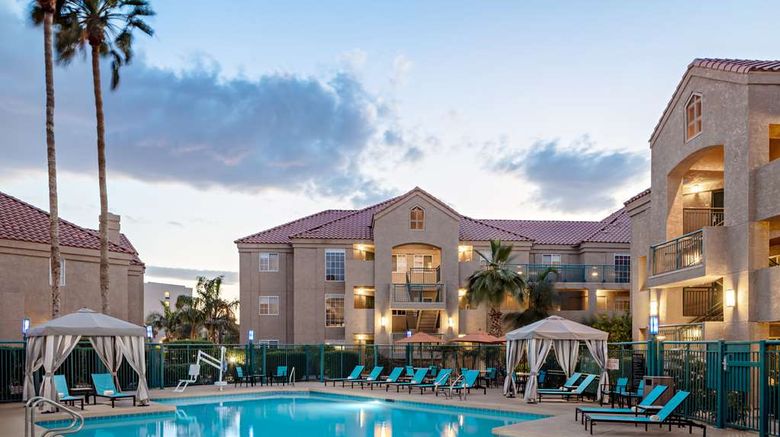 <b>Hyatt House Scottsdale/Old Town Pool</b>. Images powered by <a href="https://iceportal.shijigroup.com/" title="IcePortal" target="_blank">IcePortal</a>.