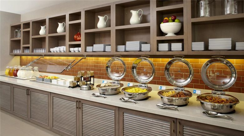 <b>Hyatt House Pittsburgh South Side Restaurant</b>. Images powered by <a href="https://iceportal.shijigroup.com/" title="IcePortal" target="_blank">IcePortal</a>.