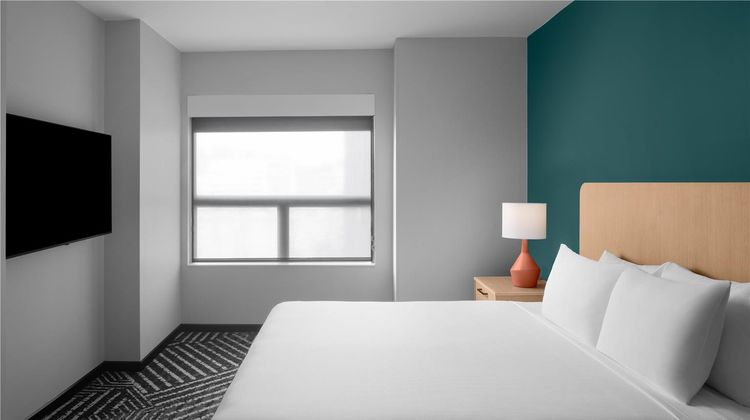 Hyatt House Pittsburgh South Side Suite