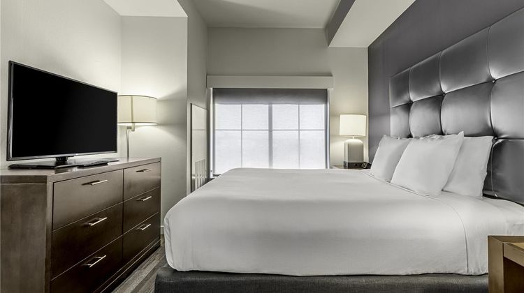 HYATT house Richmond West Suite