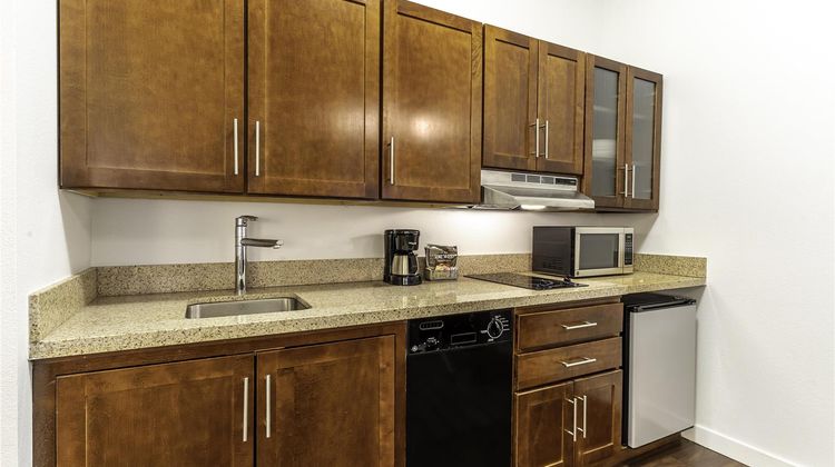 HYATT house Richmond West Suite