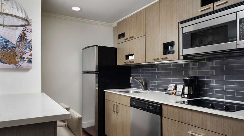 <b>Hyatt House San Diego Sorrento Mesa Suite</b>. Images powered by <a href="https://iceportal.shijigroup.com/" title="IcePortal" target="_blank">IcePortal</a>.