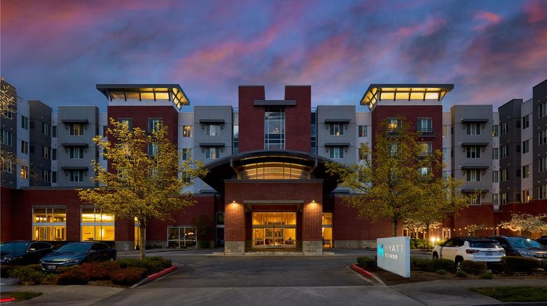 Hyatt House Seattle/Bellevue Exterior. Images powered by <a href="https://iceportal.shijigroup.com" target="_blank" rel="noopener">Ice Portal</a>.