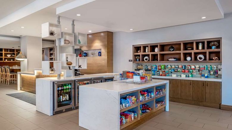 <b>Hyatt House Salt Lake City/Downtown Restaurant</b>. Images powered by <a href="https://iceportal.shijigroup.com/" title="IcePortal" target="_blank">IcePortal</a>.