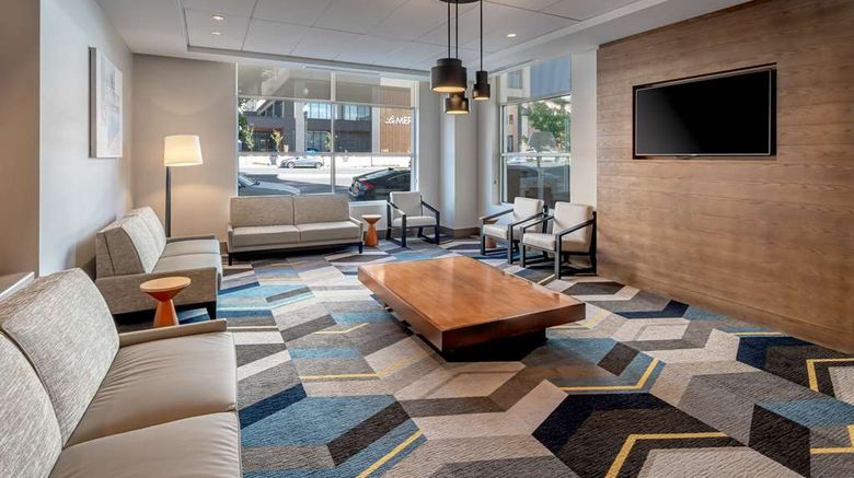 <b>Hyatt House Salt Lake City/Downtown Lobby</b>. Images powered by <a href="https://iceportal.shijigroup.com/" title="IcePortal" target="_blank">IcePortal</a>.