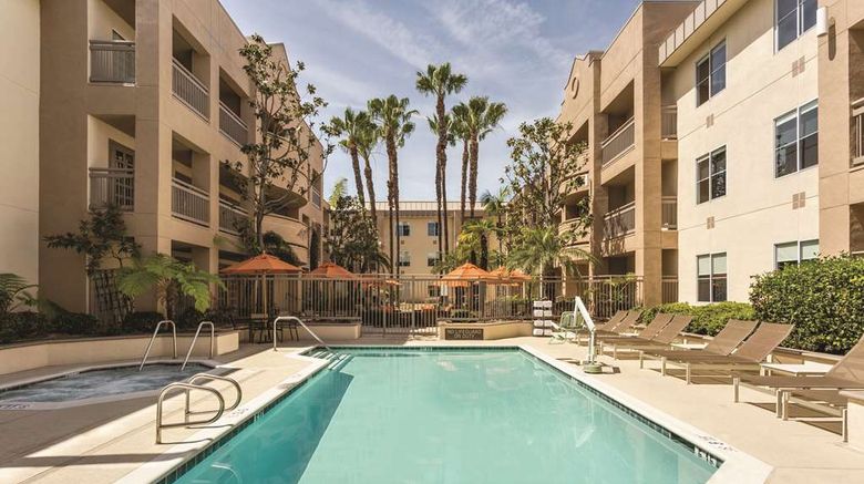 <b>Hyatt House Cypress Anaheim Pool</b>. Images powered by <a href="https://iceportal.shijigroup.com/" title="IcePortal" target="_blank">IcePortal</a>.