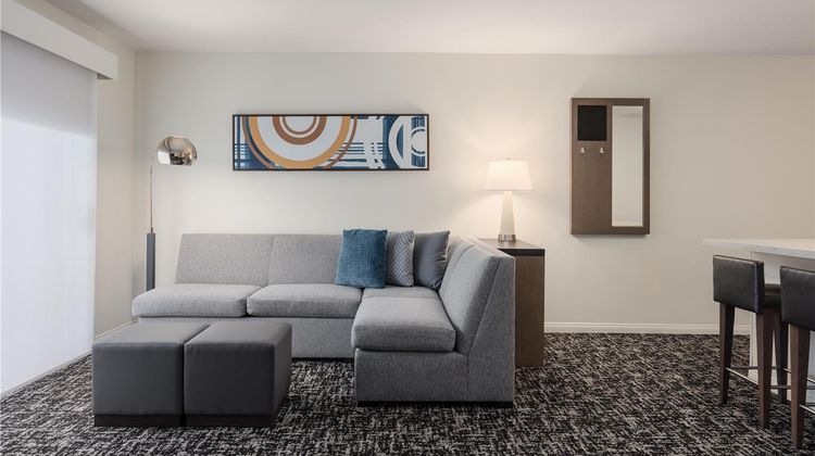 Hyatt House Cypress Anaheim Suite