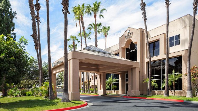 Hyatt House Cypress Anaheim Exterior