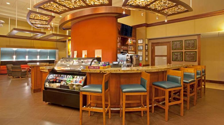 <b>Hyatt Place Atlanta Airport-North Restaurant</b>. Images powered by <a href="https://iceportal.shijigroup.com/" title="IcePortal" target="_blank">IcePortal</a>.
