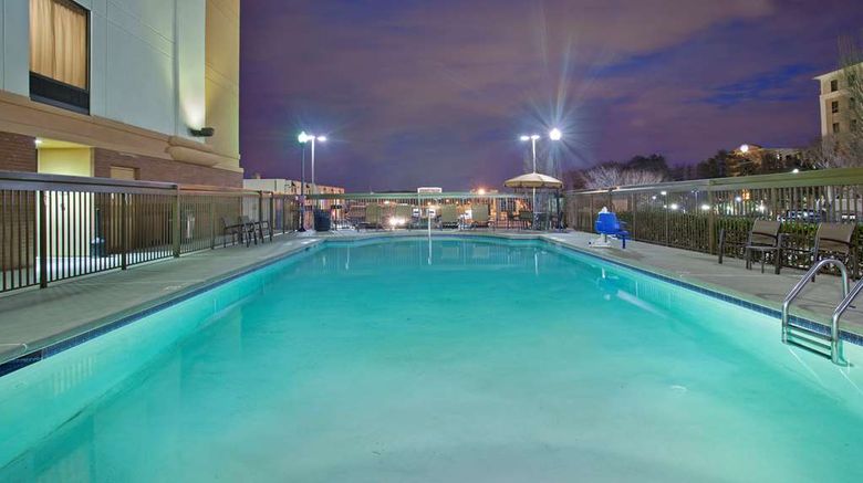 <b>Hyatt Place Atlanta Airport-North Pool</b>. Images powered by <a href="https://iceportal.shijigroup.com/" title="IcePortal" target="_blank">IcePortal</a>.