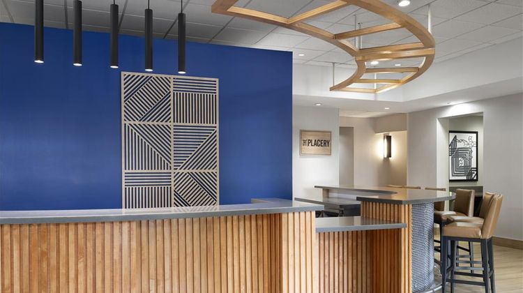 Hyatt Place ATL/Alpharetta North Point Lobby