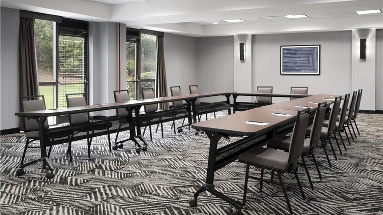 <b>Hyatt Place ATL/Alpharetta North Point Meeting</b>. Images powered by <a href="https://iceportal.shijigroup.com/" title="IcePortal" target="_blank">IcePortal</a>.