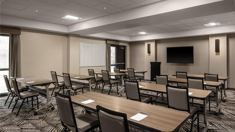 Hyatt Place Atlanta Arpt South Meeting