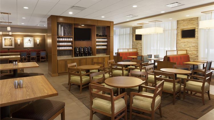 Hyatt Place Austin Downtown Lobby