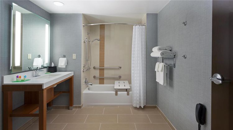 Hyatt Place Austin Downtown Room