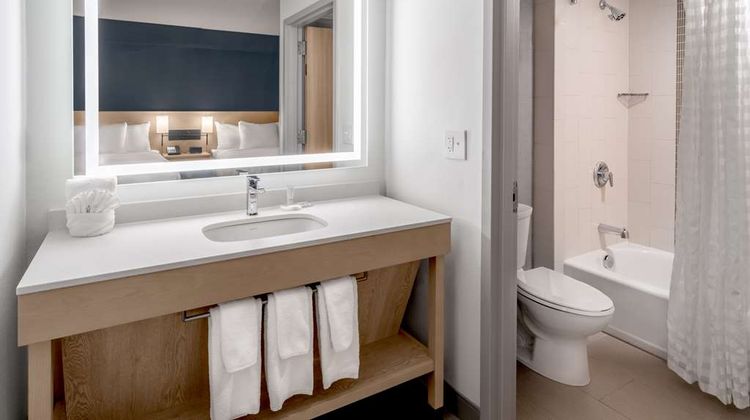 Hyatt Place Mystic Room