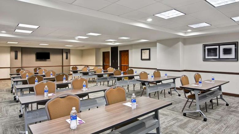 <b>Hyatt Place Birmingham/Hoover Meeting</b>. Images powered by <a href="https://iceportal.shijigroup.com/" title="IcePortal" target="_blank">IcePortal</a>.