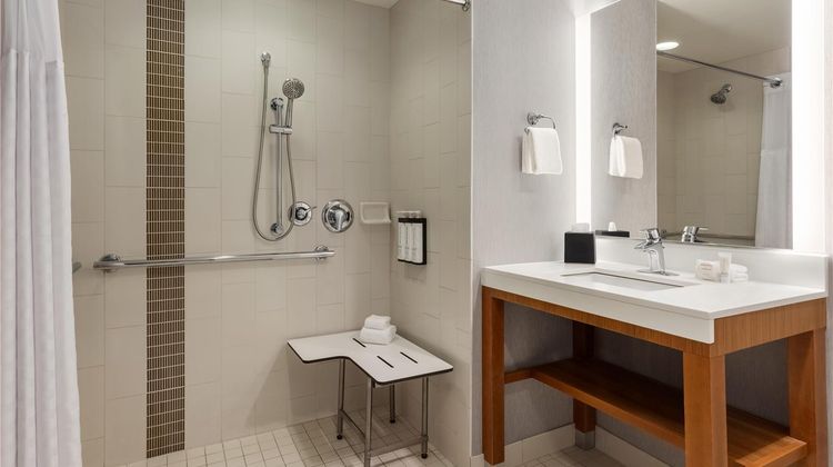 Hyatt Place Bloomington Room