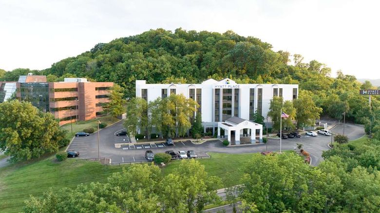 Hyatt Place Nashville Brentwood Exterior. Images powered by <a href="https://iceportal.shijigroup.com" target="_blank" rel="noopener">Ice Portal</a>.