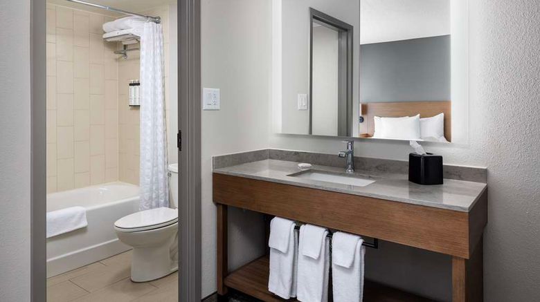 <b>Hyatt Place Nashville/Hendersonville Room</b>. Images powered by <a href="https://iceportal.shijigroup.com/" title="IcePortal" target="_blank">IcePortal</a>.