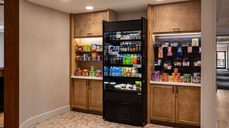 <b>Hyatt Place Nashville/Hendersonville Lobby</b>. Images powered by <a href="https://iceportal.shijigroup.com/" title="IcePortal" target="_blank">IcePortal</a>.
