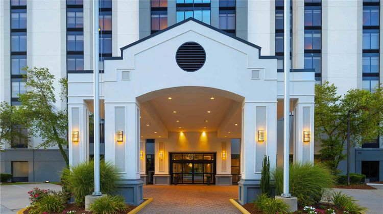 Hyatt Place Boston Medford Exterior