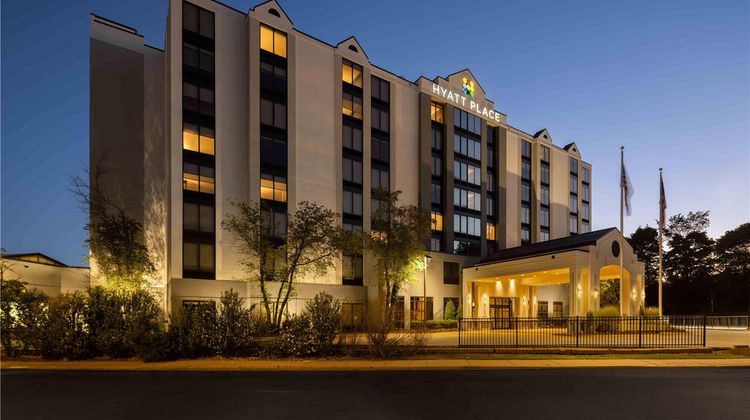 Hyatt Place Boston Medford Exterior