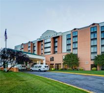 Hyatt Place BWI Airport Exterior