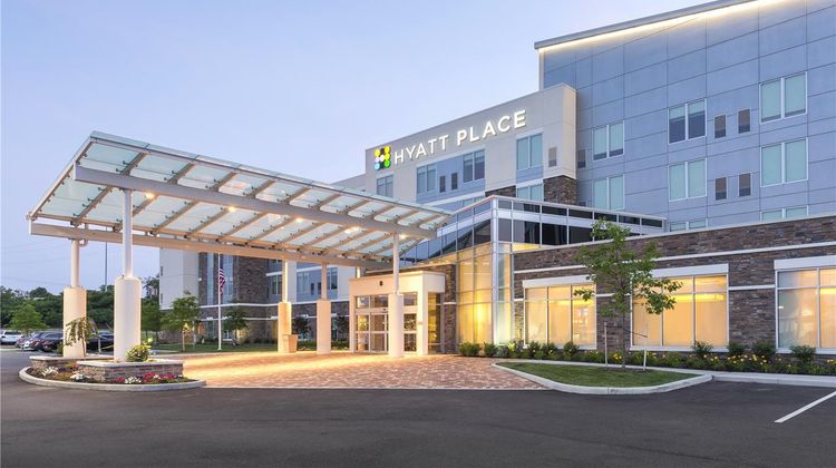 Hyatt Place Canton Exterior